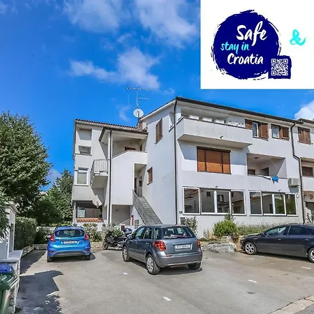 Branka A2 Fix 1 Апартаменти